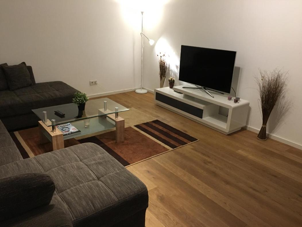 Hochwertig Im Herzen Stuttgarts エクステリア 写真