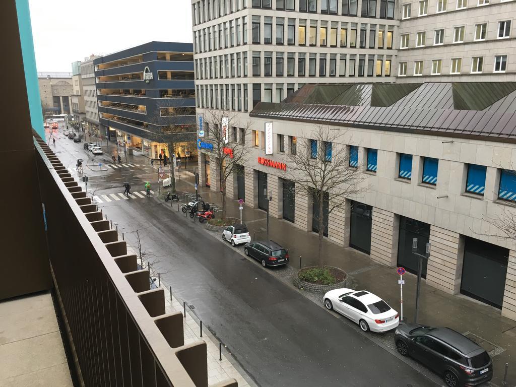 Hochwertig Im Herzen Stuttgarts エクステリア 写真